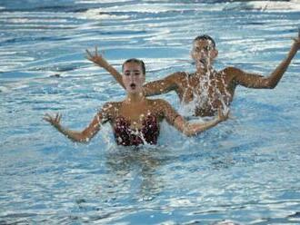 Súrodenci Solymosyovci získali na majstrovstvách Európy historický bronz v synchronizovanom plávaní