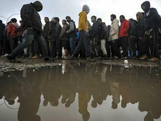Frontex: Počet migrantov prichádzajúcich do EÚ prudko stúpa
