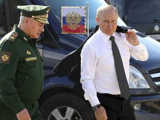 Putin: USA sa snažia predĺžiť konflikt na Ukrajine a podnecovať chaos vo svete
