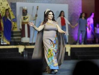 Prečo sa nezaujímate o tučné ženy v Európe a USA?  Populárna iracká herečka žaluje magazín The Economist