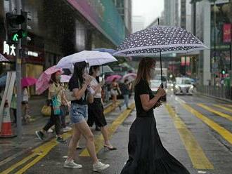 Hongkong opustilo za posledný rok viac ako 113-tisíc obyvateľov, ide o najväčší pokles v histórii