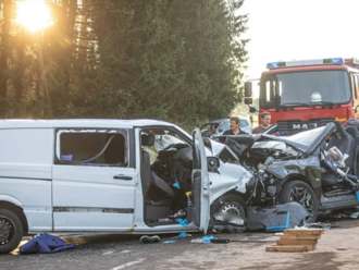 Autonómne auto v Nemecku havarovalo. Jeden mŕtvy a 9 zranených
