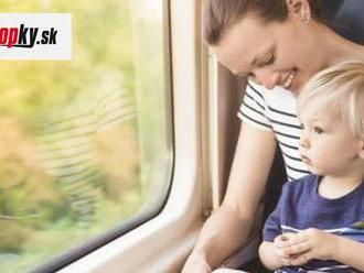 Matka so synom cestovala vo vlaku, keď k nim podišla cestujúca a... z jej požiadavky bola zhrozená