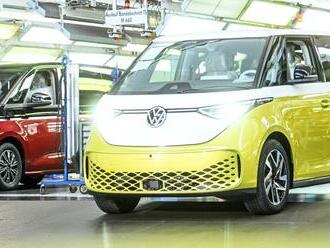 Jozef Kabaň chystá pre Volkswageny priateľskejšiu tvár, budúce autá sa majú „usmievať“