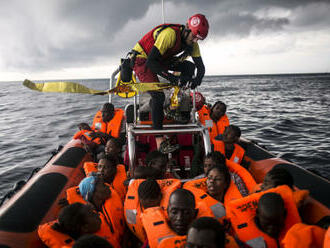 Z lodi, která vyplula s uprchlíky z Libanonu, utonulo nejméně 71 lidí