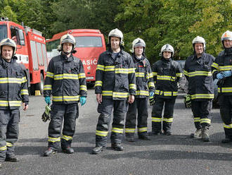 Spolupráci při řešení mimořádných událostí cvičili hasiči s dalšími složkami integrovaného záchranného systému na Frýdlantsku