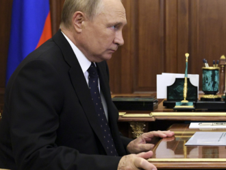 Svetový newsfilter: Putin mobilizuje, ale neúspech na Ukrajine nie je jeho jediný problém