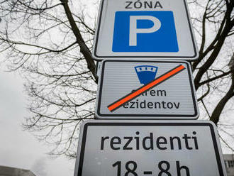 Bratislava pripravuje zásadné zmeny v parkovacej politike.  A k lepšiemu