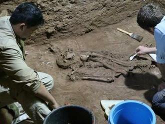 Archeológovia v Indonézii objavili zatiaľ najstarší dôkaz chirurgickej amputácie