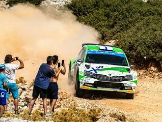 Řecká rally Acropolis: Dvojité vítězství pro jezdce vozu ŠKODA FABIA Rally2 evo Emila Lindholma