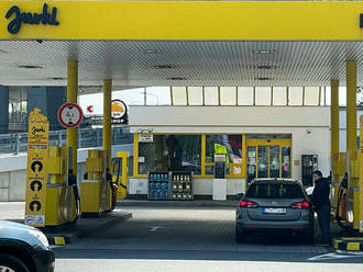 Razia NAKA na západnom Slovensku: Zásah má súvisieť s biznisom s pohonnými hmotami