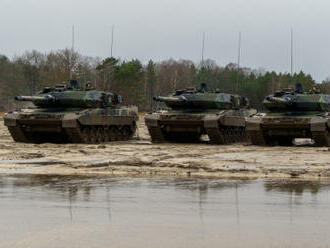The Guardian: Belgická firma léta skupovala tanky, teď je chce vidět na Ukrajině