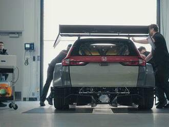Honda CR-V Hybrid Racer: 800 koní pod kapotou!
