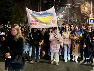Sviečkový sprievod zakončil informačný maratón na podporu Ukrajiny