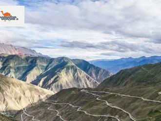 Adrenalínová výzva: Jedna z najnebezpečnejších ciest na svete vedie po tibetskej hore