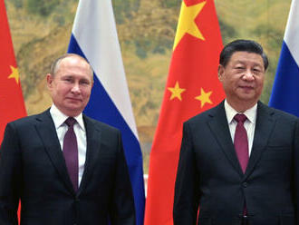 Si Ťin-pching podle analytiků Putinovi navrhne schémata obcházení sankcí