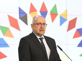 Začít brzy jednat o vstupu do EU s Ukrajinou bude těžké, ČR ale chce, řekl Bek