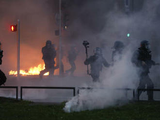 Při protestech ve Francii bylo zatčeno 172 lidí, zranění utrpělo 149 policistů