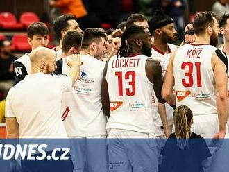 Basketbalisté Nymburka porazili v ligové nadstavbě lídra z Brna