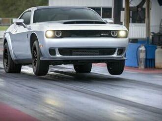 Nový Dodge Challenger SRT Demon 170 umí stovku hluboko pod 2 sekundy!