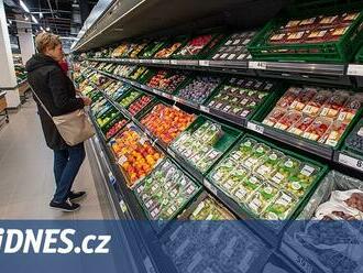 České potraviny ve slevách porážejí zastropované ceny na Slovensku