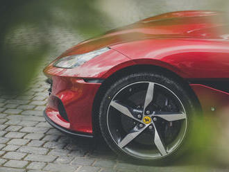 Ferrari překvapivě zařízlo svůj nejlevnější model, má za něj dražší náhradu
