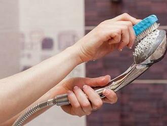 Tipy, jak vyčistit sprchovou hlavici