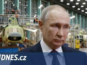 Nečekaná otočka. Putin poprvé připustil vliv sankcí na ruskou ekonomiku