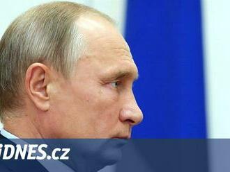 Putin podepsal výnos o jarních odvodech do armády. Povolá 147 tisíc Rusů