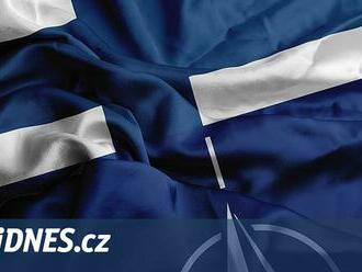 Turecký parlament ratifikoval vstup Finska do NATO