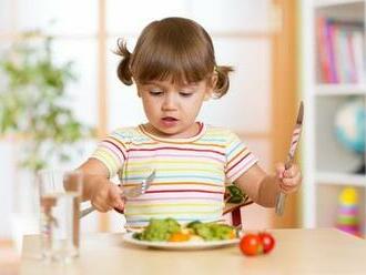 8 tipov, ako podporiť deti, aby jedli viac zeleniny, či mäsa  