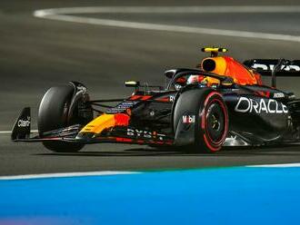 Perez získal pole position v Saudskej Arábii, Verstappen sa na trati trápil