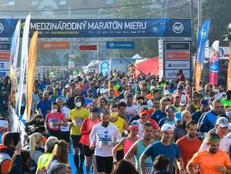 Medzinárodný maratón mieru oslavuje 100. ročník. Pobeží aj Matej Tóth