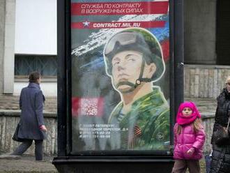 ONLINE: Rusku chýbajú tanky, Putin ich chce mať trikrát viac ako Ukrajina