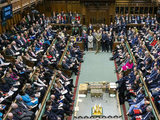 Britský parlament schválil kľúčovú časť pobrexitovej dohody o Severnom Írsku