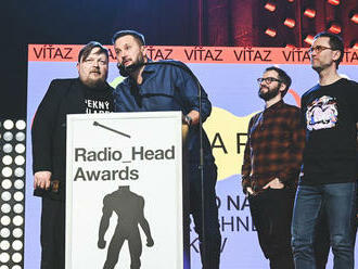 Radio Head Awards 2022 patria Pare aj poslednému albumu Mekyho Žbirku. Objavom roka je Berlin Manson