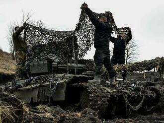 Kyjev má nový prírastok vo svojom arzenáli. Na Ukrajinu dorazili britské tanky Challenger