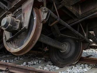 Vo Švajčiarsku sa vykoľajili dva rôzne vlaky, nehody si vyžiadali zranených