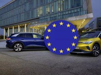 Európa má problém. Produkcia áut klesá a na krk jej dýchajú čínske automobilky...