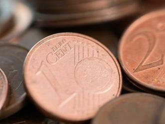 Chaos pri platení 1 či 2-centovými mincami? Niektoré predajne ich odmietajú, porušujú tým zákon