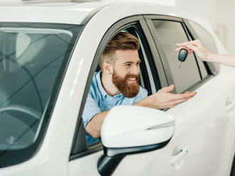 Pozor, vôňa nového auta môže ohrozovať vaše zdravie! Existuje riešenie