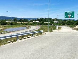 Výstavba slovenských diaľnic: Sme na smiech! Zabával sa internet, komentuje minister Doležal
