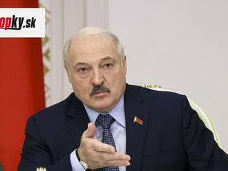 Poľsko zastaví nákladnú dopravu cez hranicu s Bieloruskom a zavedie sankcie