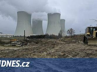 České jaderné elektrárny loni vyrobily méně elektřiny, obě procházejí modernizací