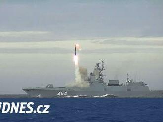 Rusko použilo hypersonickou střelu Zirkon na Ukrajině, dosvědčují to úlomky