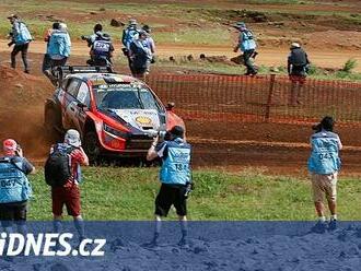 Úvodní zkoušku Keňské rallye vyhrál Neuville, o desetinu porazil Tänaka
