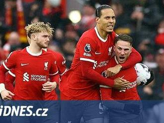 ONLINE: Liverpool hraje s Brightonem, pak šlágr mezi Arsenalem a City