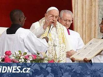 Papež ve velikonočním poselství opět vyzval k příměří v Gaze, kvůli dětem