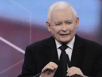 Kaczyňski tvrdí, že Tuska by mali súdiť za kroky poľskej vlády