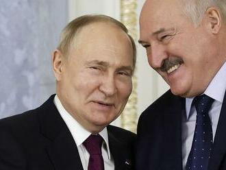 Prečo Lukašenko vyvracia Putinovu ukrajinskú verziu teroru? Útočníci z Crocusu chceli utiecť do Bieloruska, tvrdí